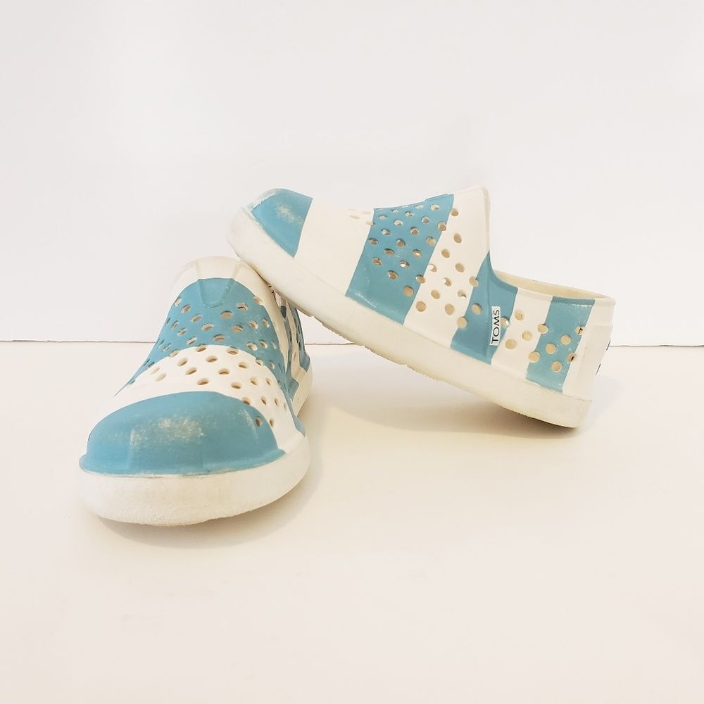 TOMS Toddler 5 Blue White Striped Perforated Rubber Slip On Kids Water Shoes